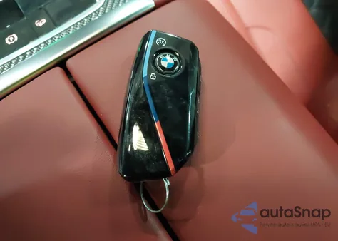 2025 BMW X6 M from USA, damaged, VIN 5YM23ET05S9X93861